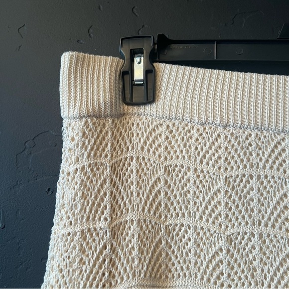 Sincerely Jules 2 piece set Size: M Color: Beige - Picture 8 of 15